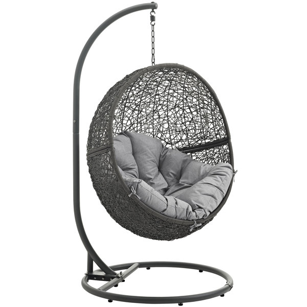 swinging banana style chair Swinging banana style chair